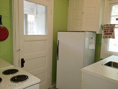 Avalon-kitchen