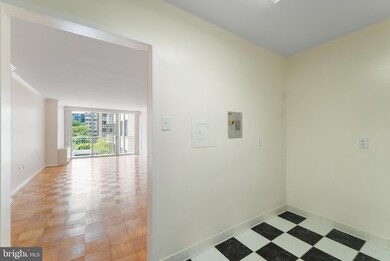 Van Ness North unit 812, Washington, DC 20008 - photo 7