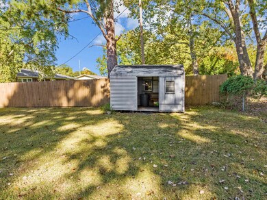 406 N Country Club Dr, Oxford, NC 27565 - photo 5