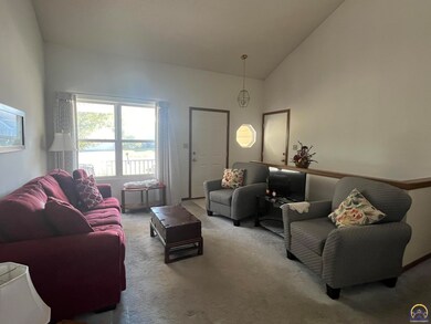 7320 SW 24th St, Topeka, KS 66614 - photo 3