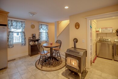 309 Main St, Lancaster, NH 03584 - photo 4