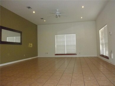 109 W 38th St unit A, Austin, TX 78705 - photo 2