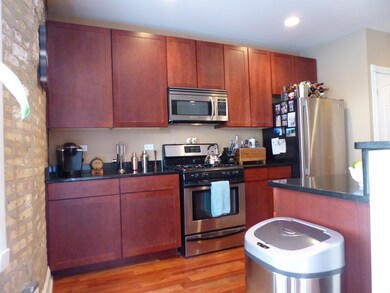 Great kitchen for cooks and entertaining