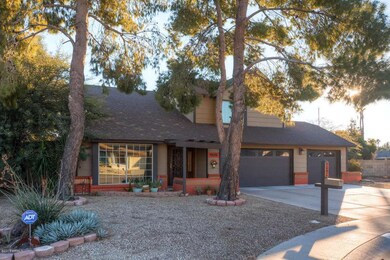 4525 E Evans Dr Phoenix AZ-large-002-Ext