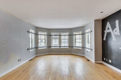 6232 N Washtenaw Ave, Chicago, IL 60659 - photo 4