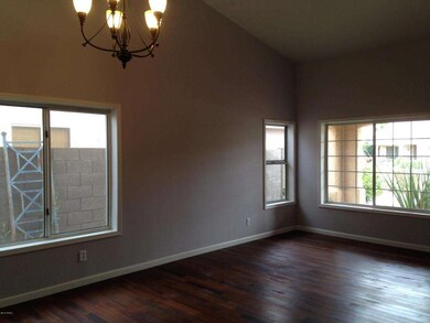 frontroom1