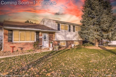 11899 Wheaton Dr, Sterling Heights, MI 48313 - photo 3