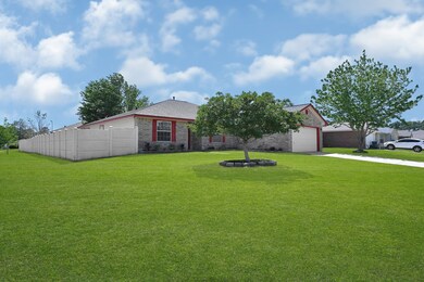 7903 Evergreen Terrace Ln, Houston, TX 77040 - photo 2