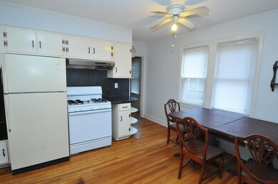 541 Springfield St, Chicopee, MA 01013 - photo 4