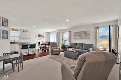 223 Kiawah Dr, Whiteland, IN 46184 - photo 6