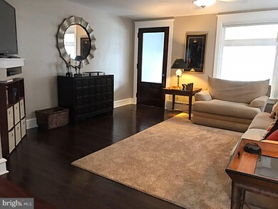 334 W Walnut St, Reading, PA 19607 - photo 5