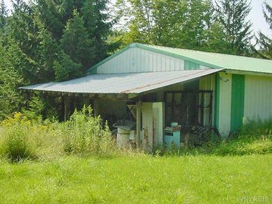 Parking Lot/Garage