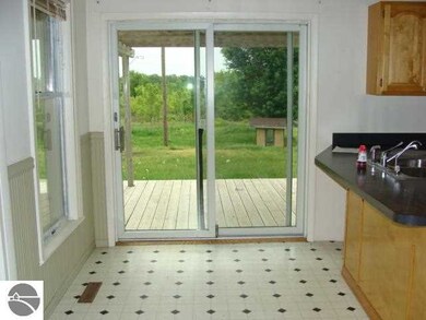 Main level combo with kitchen