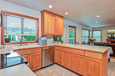 878 Salmon Run N, Sultan, WA 98294 - photo 3