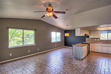 1912 Grandview Ave, Redding, CA 96001 - photo 4
