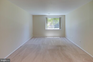 Treebrooke unit 107, Oakton, VA 22124 - photo 7