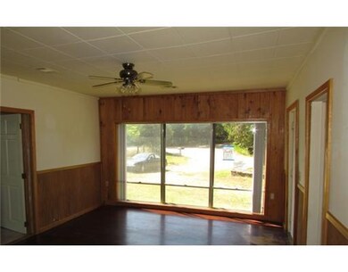 2052 Lacy Dr, Fayetteville, AR 72701 - photo 2