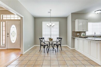 entry / breakfast area/ kitchen