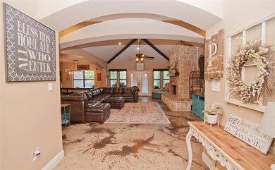 147 Horse Whisperer Ct, Decatur, TX 76234 - photo 3