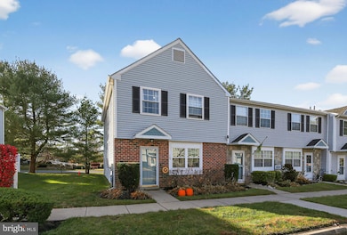 109 Covered Bridge Ct unit 109, Sewell, NJ 08080 - photo 2