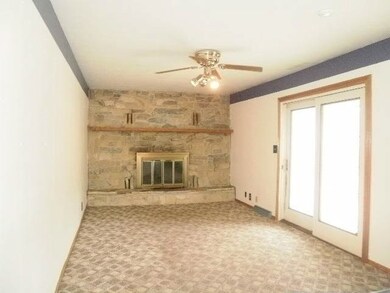 52904 Camellia Dr, South Bend, IN 46637 - photo 5