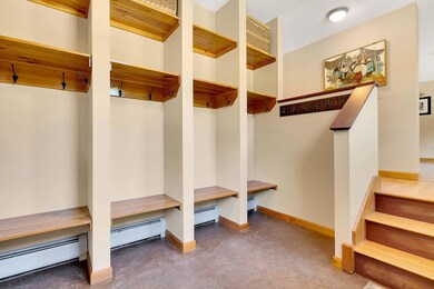 8-web-or-mls-16Chestnut-8