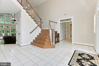 15294 Surrey House Way, Centreville, VA 20120 - photo 4