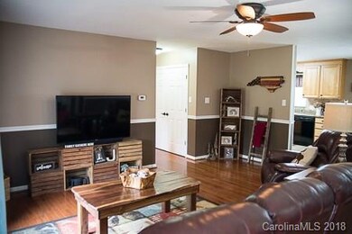 247 Scotts Creek Rd unit 6, Statesville, NC 28625 - photo 3