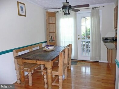 1226 Elm Grove Cir, Silver Spring, MD 20905 - photo 7