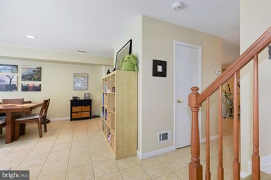 65 Beacon Place, Trenton, NJ 08691 - photo 4