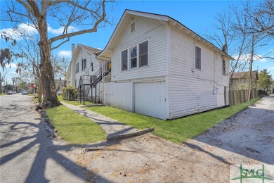 Three units two 3/1 and one 1/1 plus garage storag
