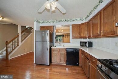1211 Seron Ct, Sykesville, MD 21784 - photo 6