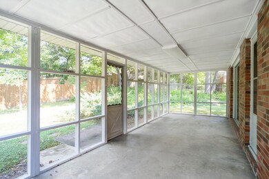 Screened in Porch