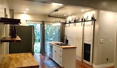 33 Chapin St, Chicopee, MA 01013 - photo 6