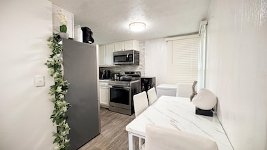 1318 4th St, Columbus, NE 68601 - photo 6