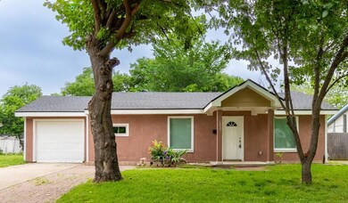 1237 Clarice St, Grand Prairie, TX 75051 - photo 2