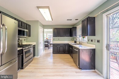 4605 Queens Grove St, White Plains, MD 20695 - photo 7