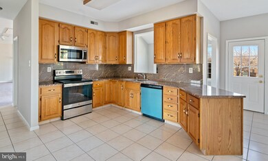 205 Kasi Cir, Warminster, PA 18974 - photo 7