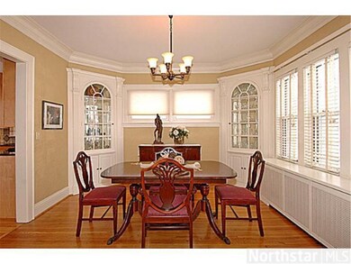 Classic Corner Cabinets