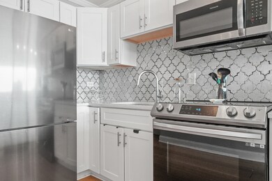 unlisted-address, Chicago, IL 60611 - photo 6