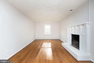 13 Greentree Dr, Phoenix, MD 21131 - photo 4