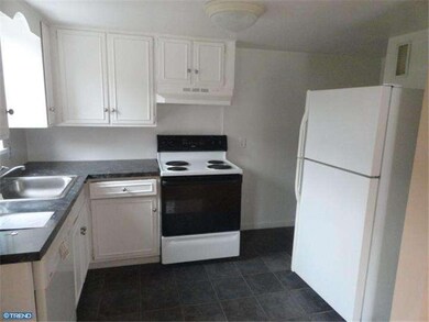 609 Clymer Ln, Ridley Park, PA 19078 - photo 6