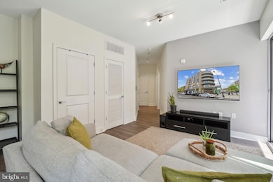 Ontario 17 unit 205, Washington, DC 20009 - photo 7