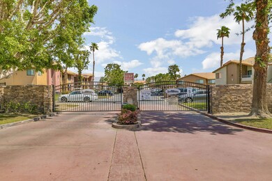 2-web-or-mls-36 COMMUNITY GATE FULL