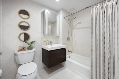 158-15 Union Turnpike unit 209N, Fresh Meadows, NY 11366 - photo 6