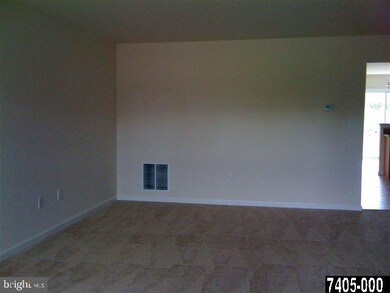 124 Cedarfield Dr unit 74, Gettysburg, PA 17325 - photo 2