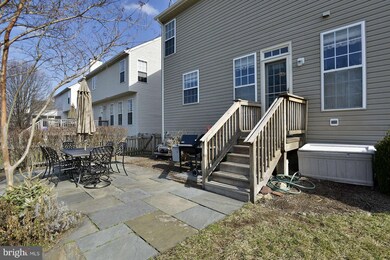 26209 Lands End Dr, Chantilly, VA 20152 - photo 4