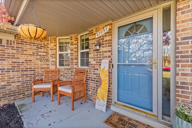 47057 Susan Rd, Macomb, MI 48044 - photo 5