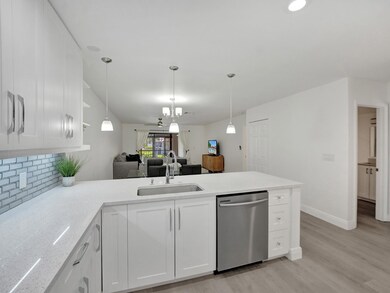 21364 Cypress Hammock Dr # 1J Boca Raton, FL 33428