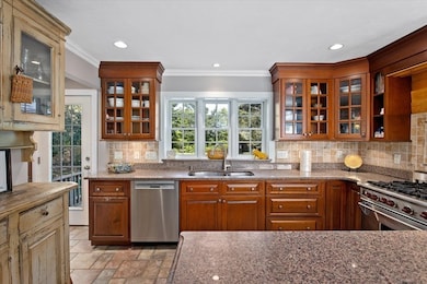 24 E Main St, Hopkinton, MA 01748 - photo 6